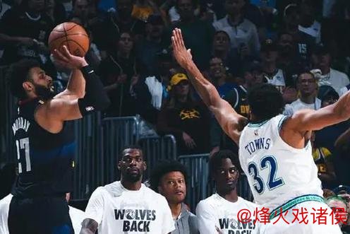 森林狼力克独行侠跃居西部第八 灰熊狂胜黄蜂