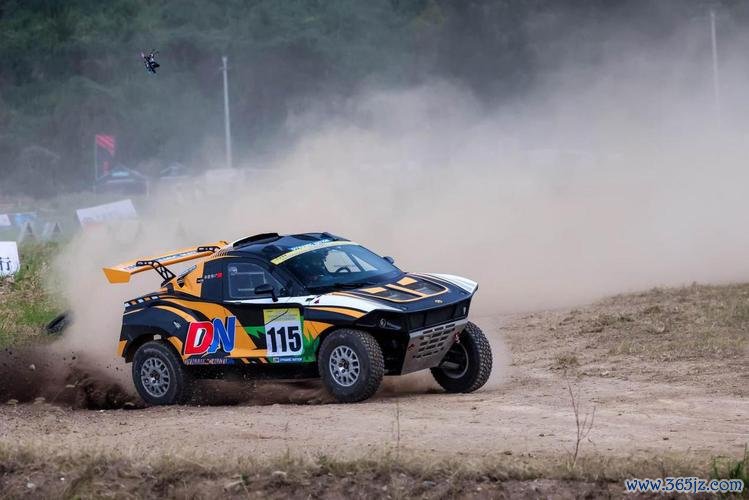 COC玉环站首日迎排位激战 林德伟取汽车组杆位