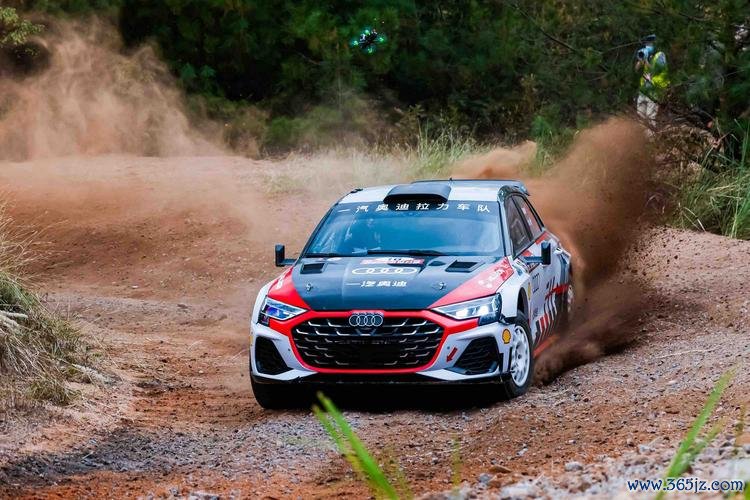 CRC浙江龙游拉力赛 李海夺巾帼杯冠军与N2组亚军