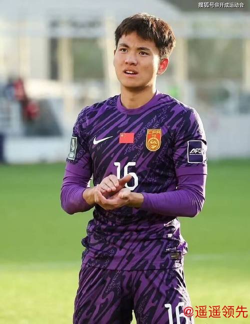 李昊表现这么好，现在难受的除了对手乌兹别克斯坦外，应该还有申花吧……