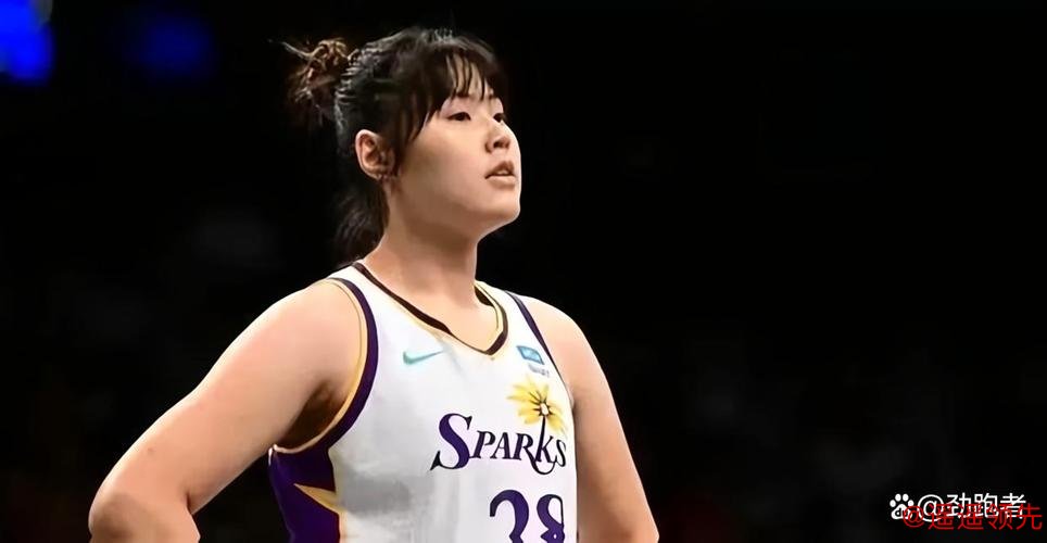 李月汝20分创个人WNBA生涯新高 飞翼1分险胜狂热