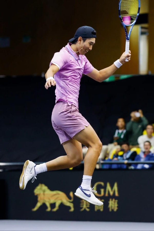 必威体育 商竣程0-2再负福基纳 止步马德里大师赛第二轮